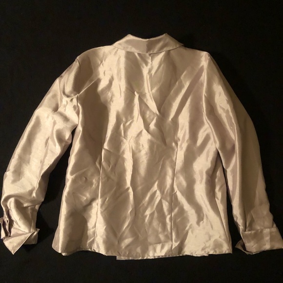 JM Collection Gold Top - Picture 2 of 3